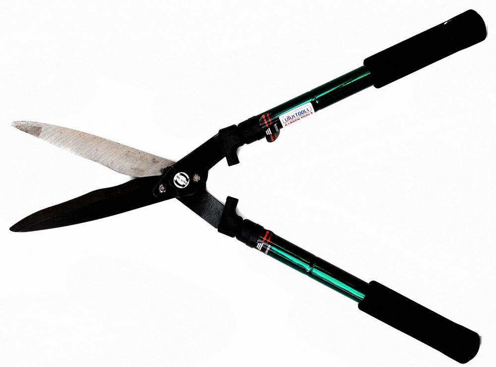 TIJERA P/PODAR PASTO TELESCOP UYU TJJ003